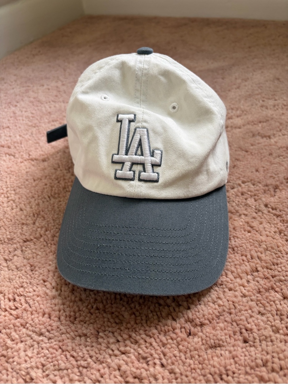 LA Embroidered Women’s Baseball Cap - White and Gray